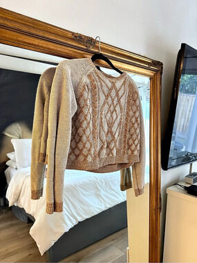 BDG Cable Knit Diamond Pattern Cropped Sweater Size Small